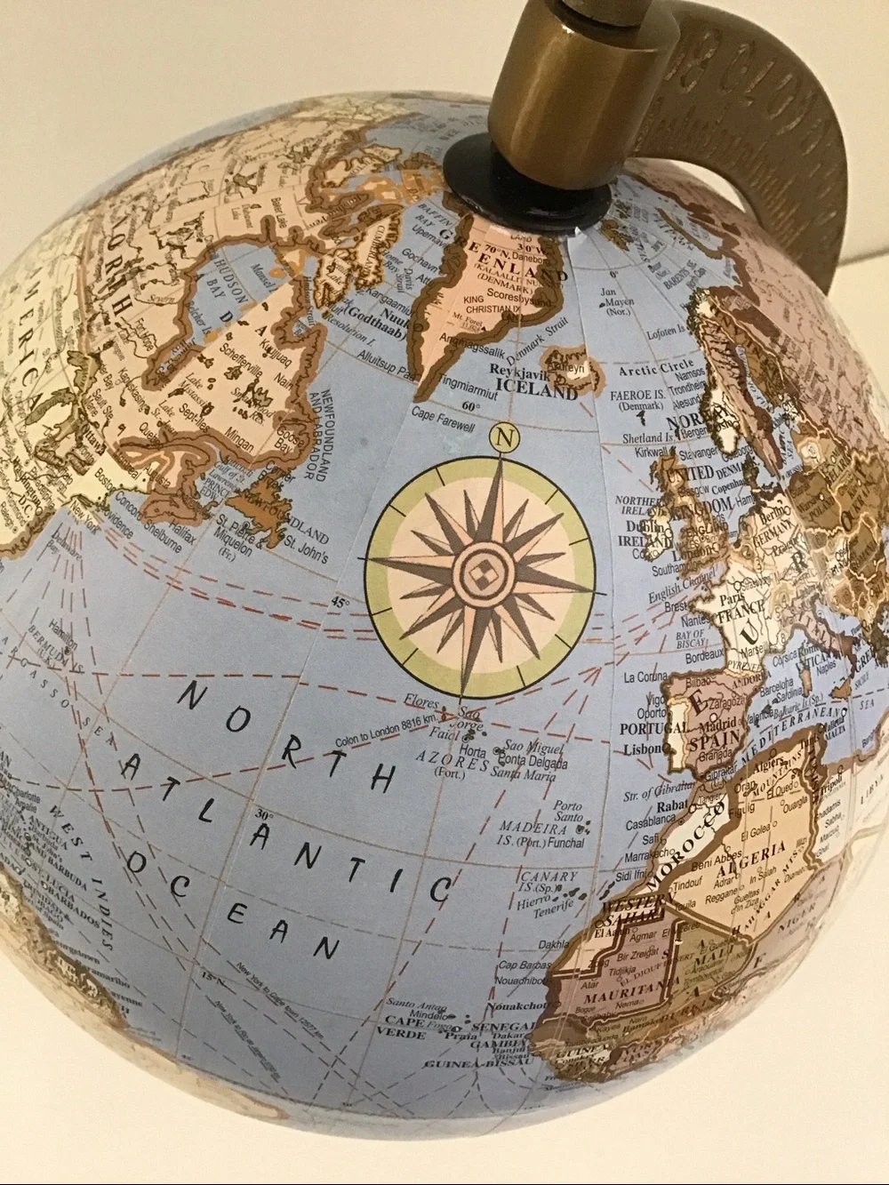 World desktop Globe On Wooden Base from India